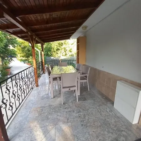Egedeki Eviniz Casa de Férias *