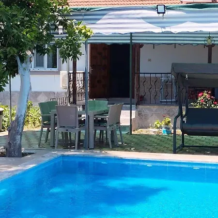 Egedeki Eviniz Casa de Férias *